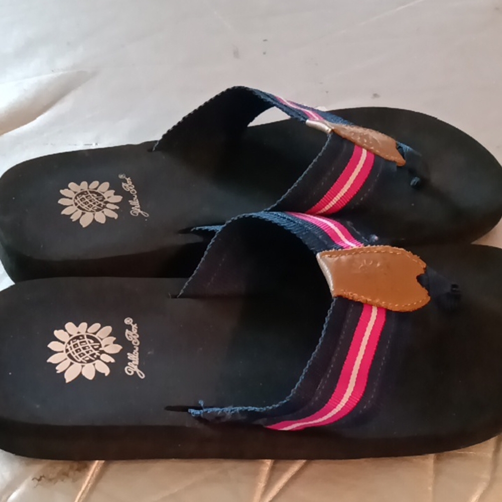 Black and Pink Flip Flops